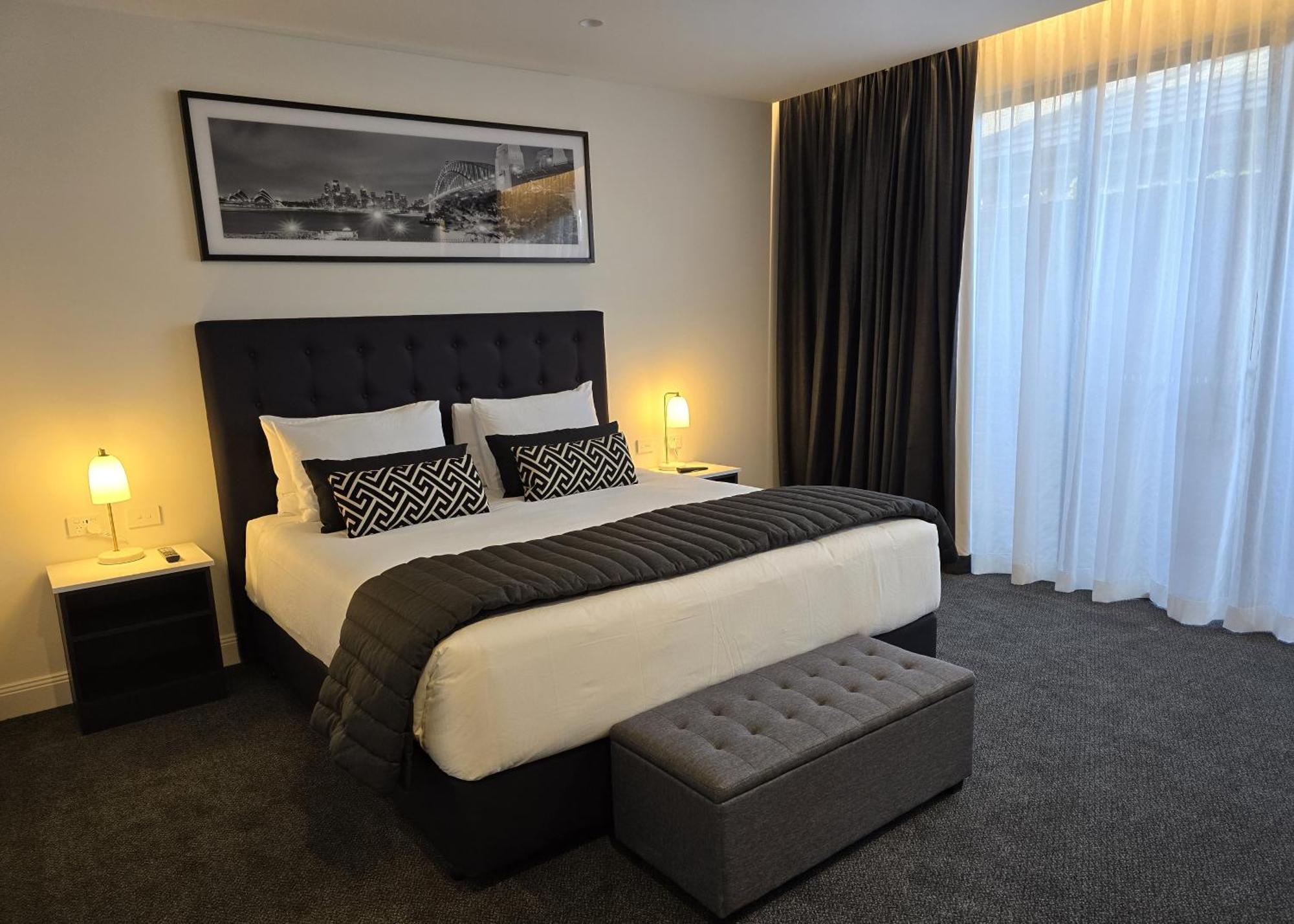 The Abbey Motel Goulburn Esterno foto